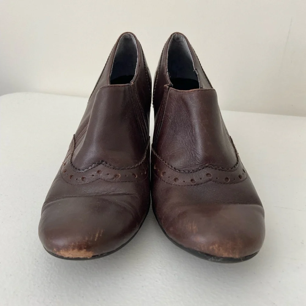 Women’s Mercedes brown rustic heeled zip ankle boots booties‎ size 6.5